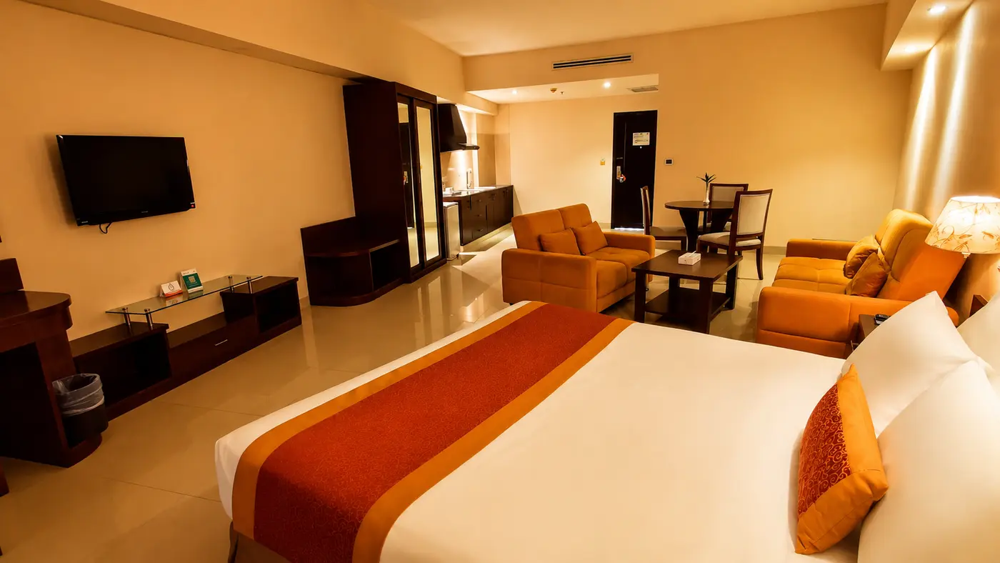 Premier King Sea View — image 3
