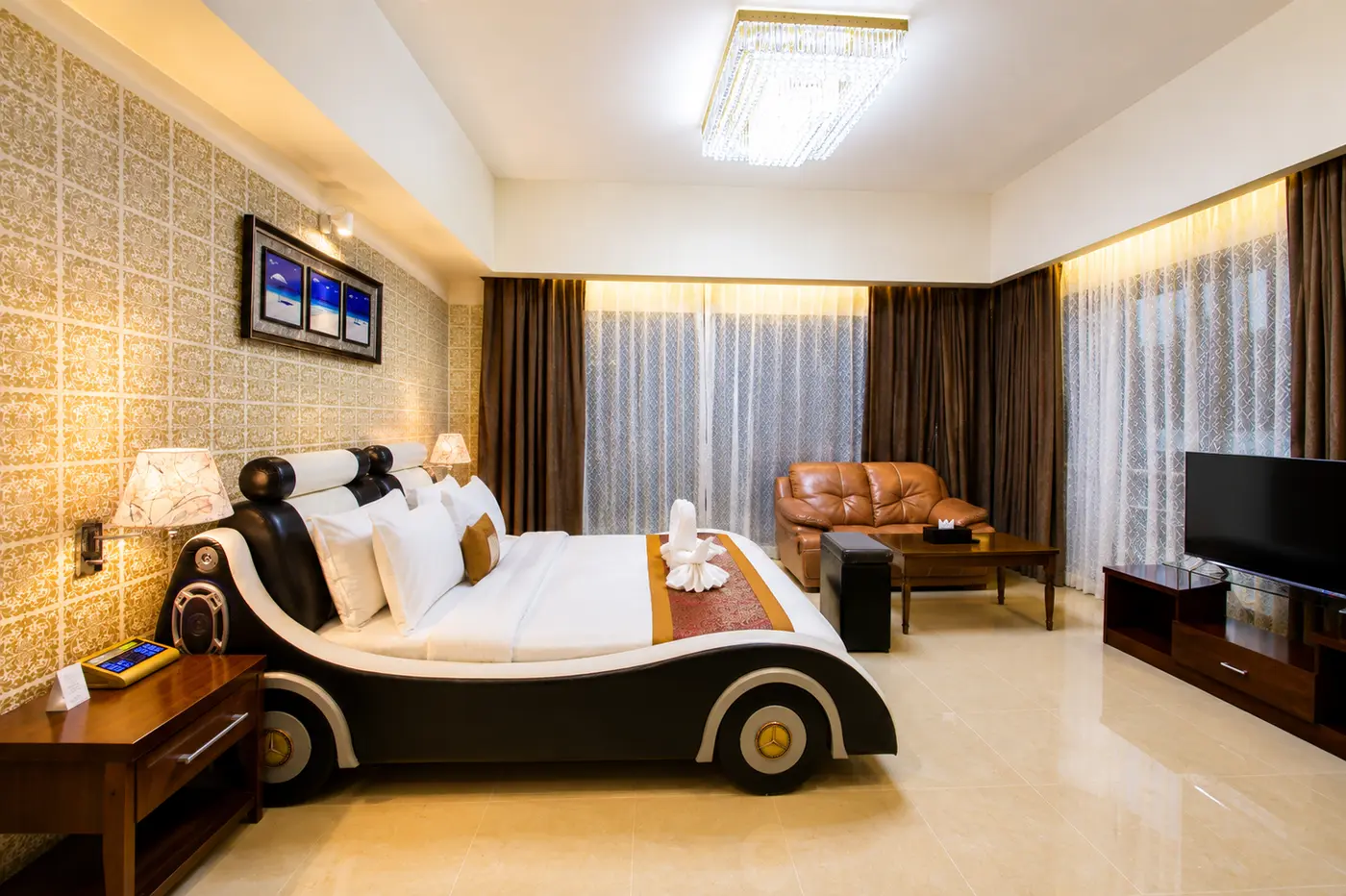 Presidential Suite — image 2