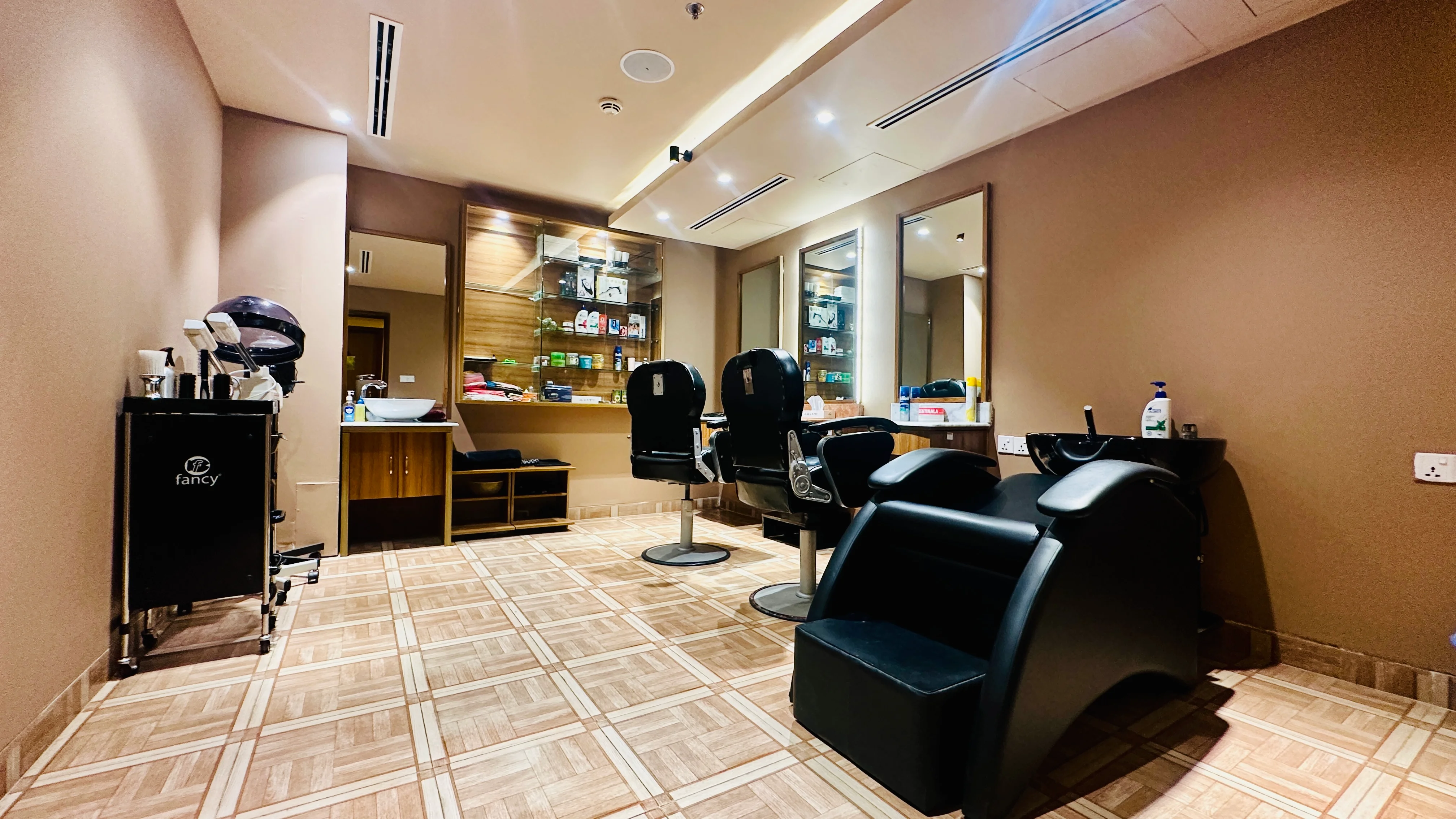 Quiet relaxation lounge at The Pearl Spa and Wellness